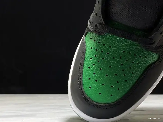Reps TB High Green Air Pine 1 555088-030 Jordan 0524